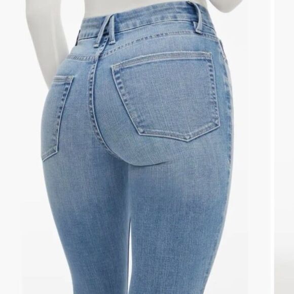 Good American Good Legs Raw Step Hem Skinny Jeans Size 24 - Picture 2 of 9